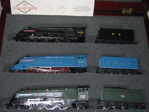 Hornby Railways Sir Ralph Wedgwood The Collection 3x Class A4 Locomotives